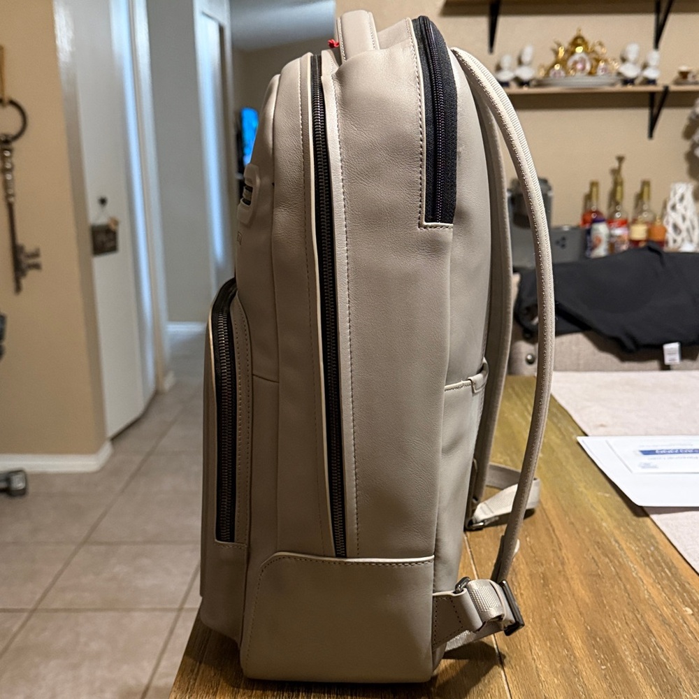 TUMI Limestone Backpack Warren Harrison Leather w/ Laptop Insert - Picture 6 of 10